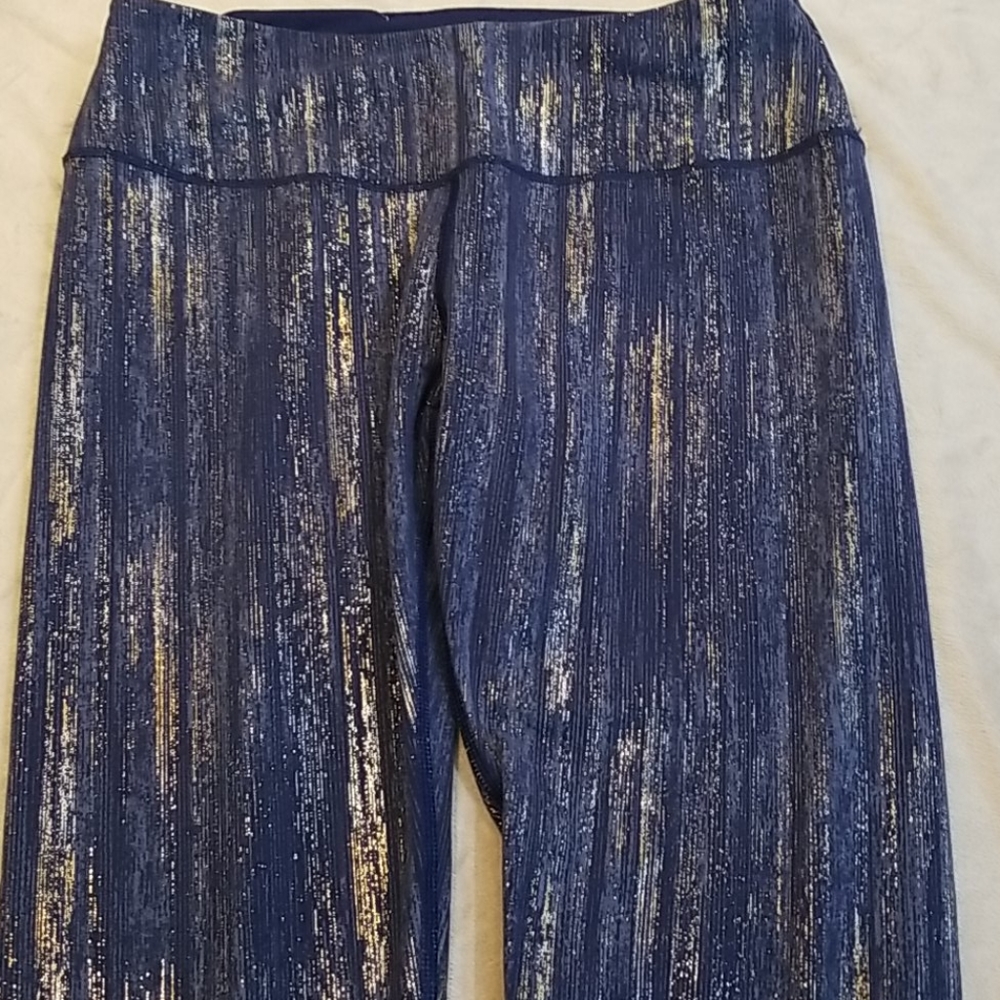 Victoria Sport leggings knockout collection